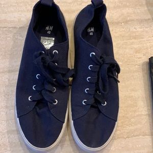 4/$25 H&M blue canvas sneakers